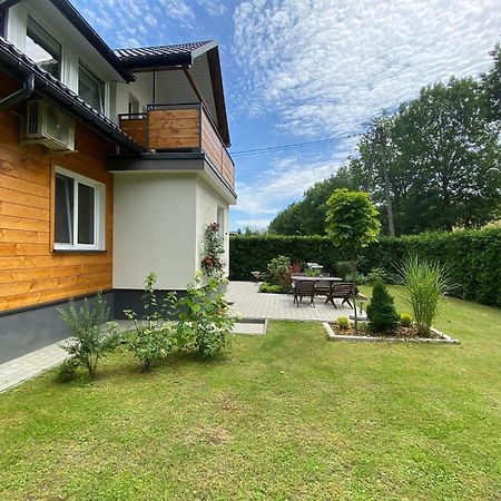 Apartamenty Fredry Леско Екстериор снимка