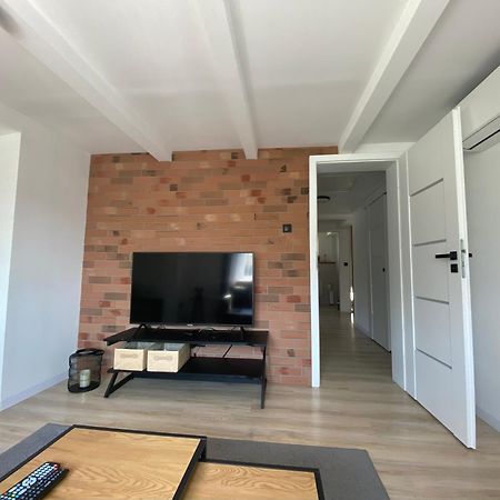 Apartamenty Fredry Леско Екстериор снимка