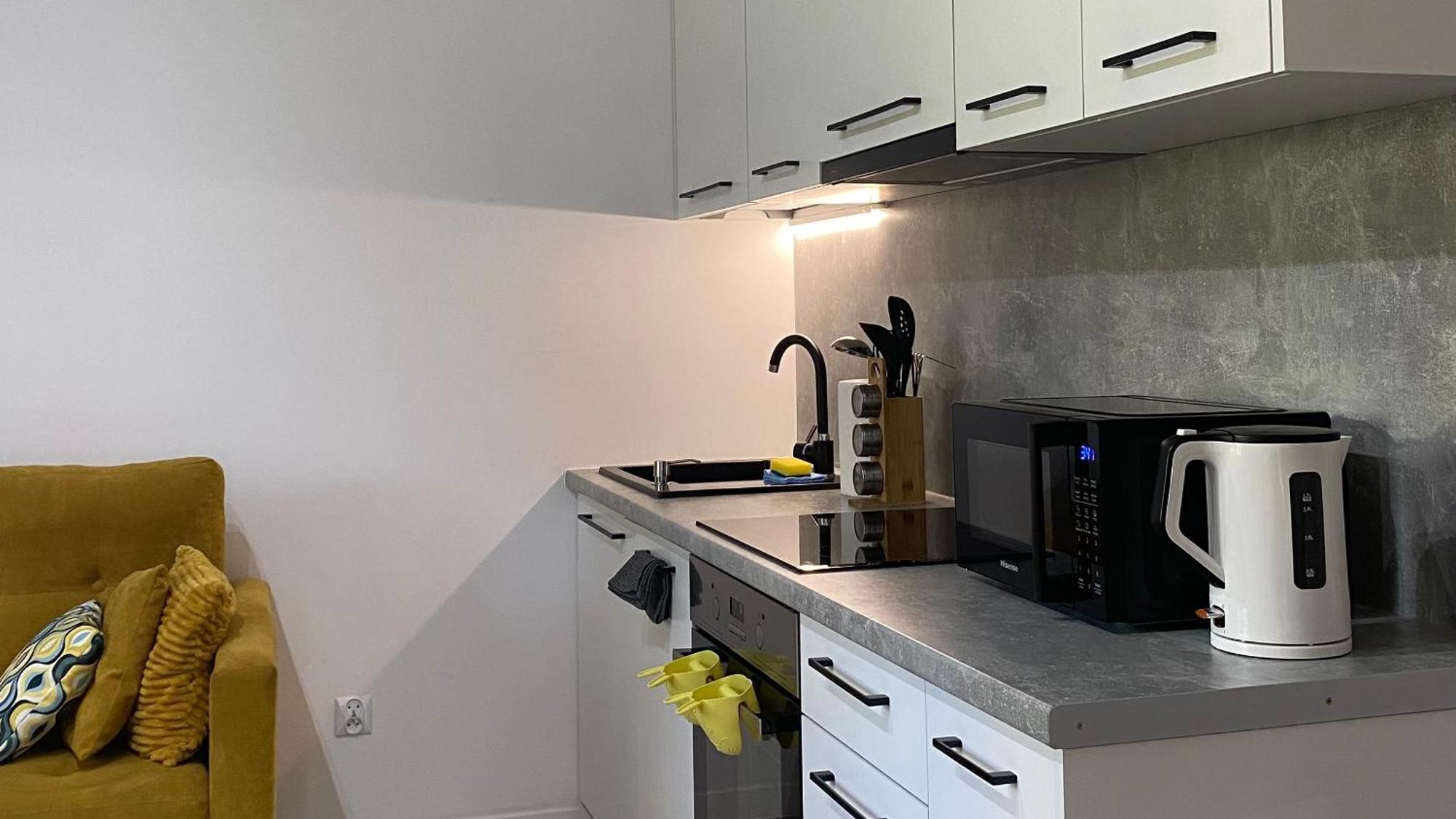 Apartamenty Fredry Леско Екстериор снимка