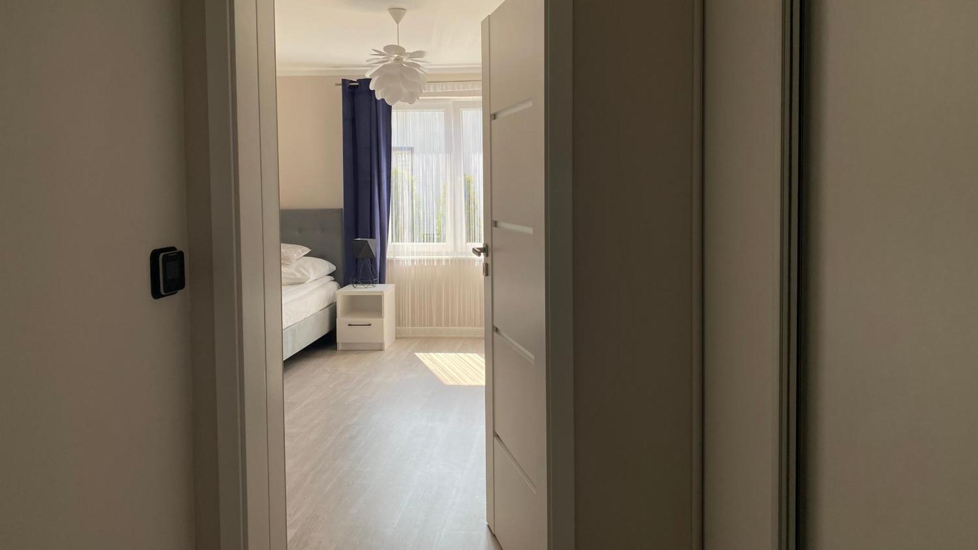Apartamenty Fredry Леско Екстериор снимка